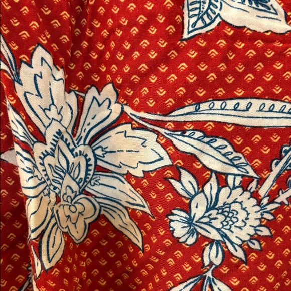 Jessica Simpson Red Floral Blouse - Picture 5 of 6